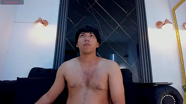 jhoan evanss online show from May 25, 2026, 2:33 am