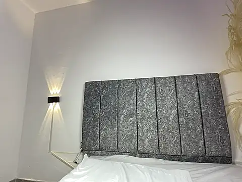 Snapshot of luna_silk_ chatting on July 26, 2026, 2:24 pm luna silk online show from July 26, 2026, 2:24 pm
