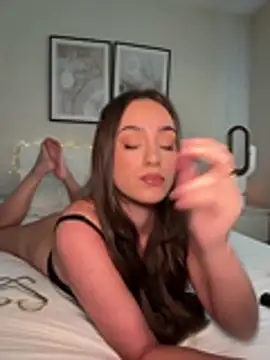 Haileylovers online show from July 28, 2026, 11:17 am