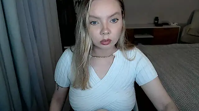 PolinaXXXXXJones online show from June 9, 2026, 5:36 pm