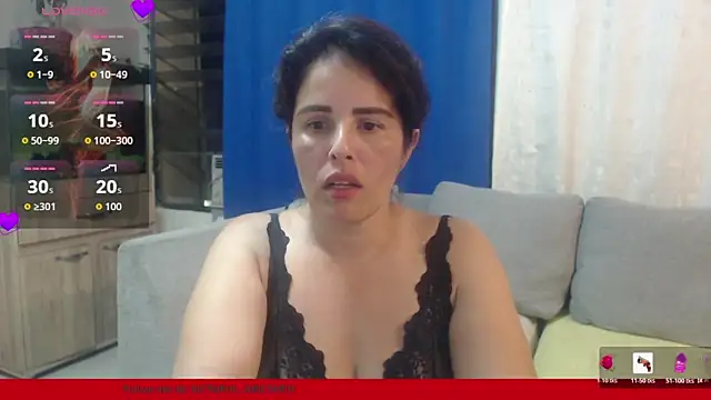Snapshot of KeyraMenoni chatting on May 15, 2026, 3:59 am KeyraMenoni online show from May 15, 2026, 3:59 am