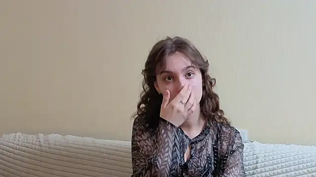 JolieDerringer online show from May 24, 2026, 8:36 am
