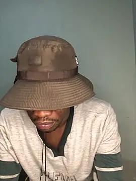 thandolezwe1 online show from May 9, 2026, 3:43 am
