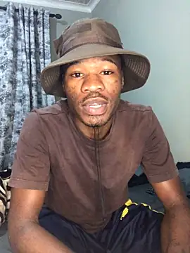 thandolezwe1 online show from May 4, 2026, 11:40 pm