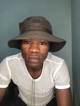 thandolezwe1 online show from May 11, 2026, 7:22 pm