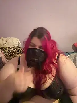 Lady KitsuneBIG online show from July 25, 2026, 8:04 pm