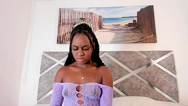 Alisson-Noa online show from May 7, 2026, 12:52 pm