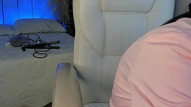 Snapshot of MelCherry chatting on August 8, 2026, 4:08 am MelCherry online show from August 8, 2026, 4:08 am