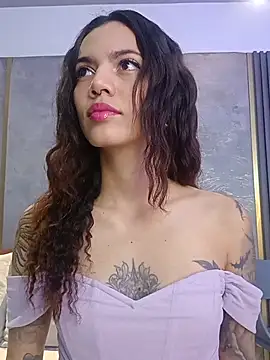 Snapshot of VeroJenkins_ chatting on July 17, 2026, 12:02 pm VeroJenkins online show from July 17, 2026, 12:02 pm