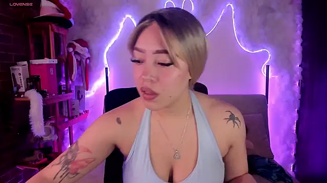 liz martins1 online show from July 31, 2026, 2:22 am
