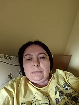EmmaEmmy40 online show from May 9, 2026, 10:07 am