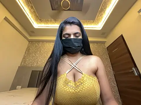 Snapshot of Miss_Heer chatting on June 10, 2026, 6:31 pm Miss Heer online show from June 10, 2026, 6:31 pm