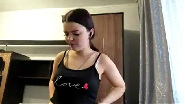 RebelDesiree online show from July 21, 2026, 12:06 pm