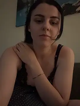 ema-emanuela online show from June 4, 2026, 8:13 pm