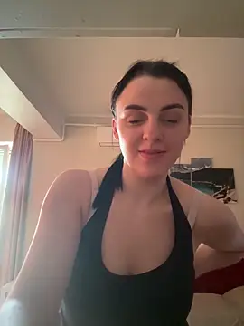 ema-emanuela online show from May 26, 2026, 12:58 pm