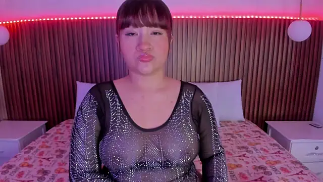 Dafne Evaans online show from June 2, 2026, 12:27 pm