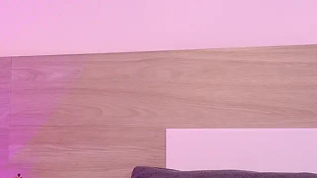 TamaraMontiel online show from May 11, 2026, 4:04 pm