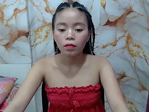 Sweet Sarah69 online show from June 26, 2026, 11:38 am