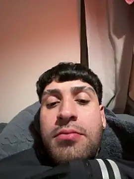 Tttwinee online show from May 28, 2026, 4:53 am