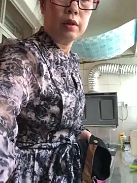 nidejiejie online show from May 10, 2026, 3:10 am