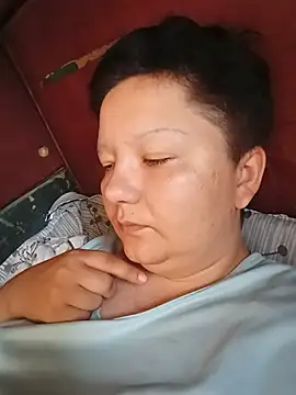 Tina Mirabella online show from July 31, 2026, 3:39 am