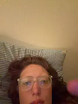 Thicklani0205 online show from June 3, 2026, 9:54 am