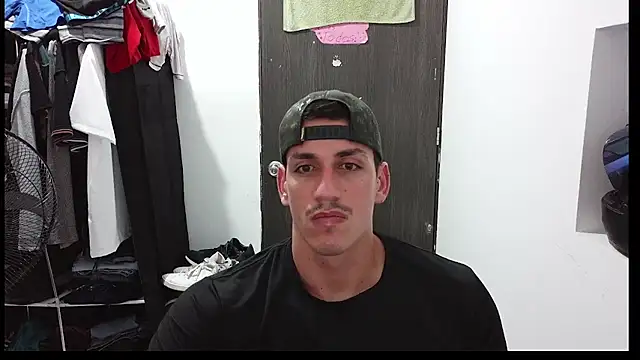 RaulRico online show from June 27, 2026, 3:45 am