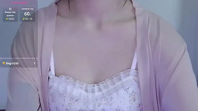 EmmySweety2k7 online show from May 4, 2026, 6:27 am