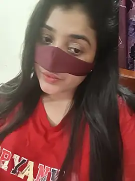 Joya-02 online show from May 29, 2026, 10:05 pm