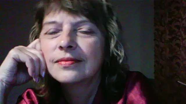ElizabethGorden online show from May 10, 2026, 2:59 am