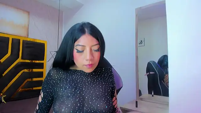 Ey Im simone  online show from July 2, 2026, 12:33 pm