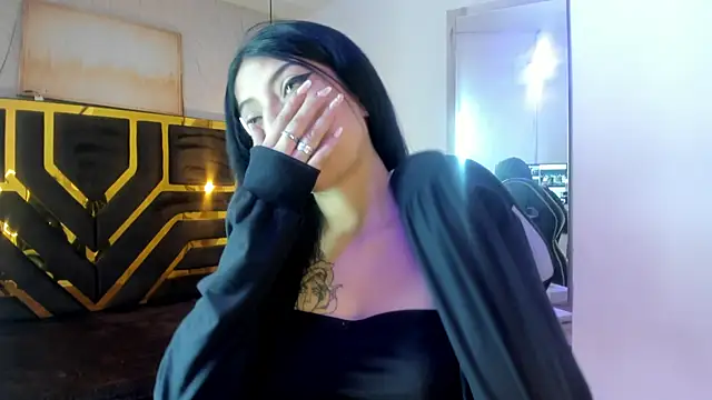 Ey Im simone  online show from June 30, 2026, 12:27 pm
