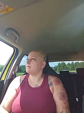 Lady Peggi online show from June 7, 2026, 12:32 pm