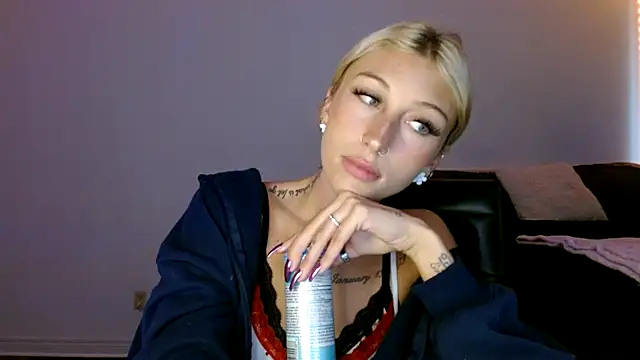 Itsirelandbby online show from May 8, 2026, 6:12 pm