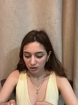 Lilywant online show from May 20, 2026, 3:31 pm