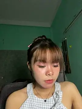 Cry sexy online show from May 26, 2026, 2:20 am