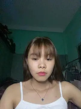 Snapshot of Cry_sexy chatting on August 6, 2026, 4:24 pm Cry sexy online show from August 6, 2026, 4:24 pm