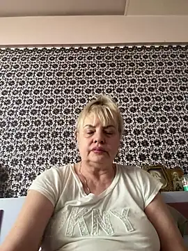 AnastasiaGrey777 online show from June 27, 2026, 5:02 am