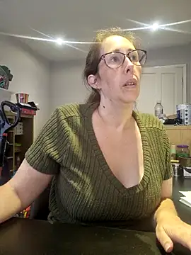 Mysterious-Maiya online show from July 1, 2026, 10:15 am