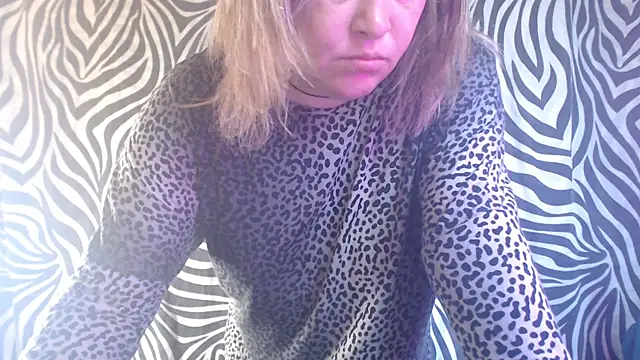 supernipll online show from May 24, 2026, 5:18 am