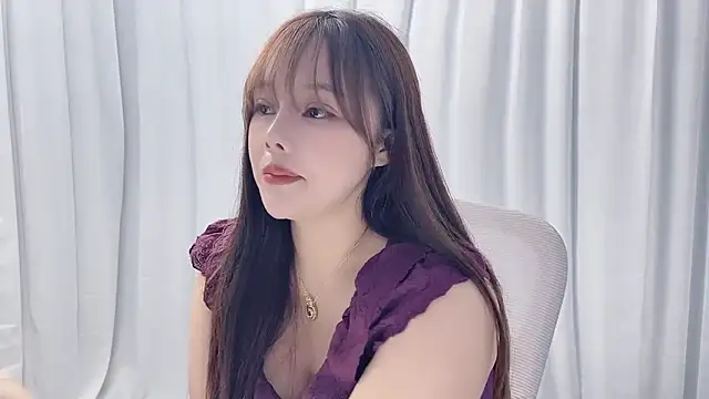 Qingqing19 online show from June 7, 2026, 4:18 am