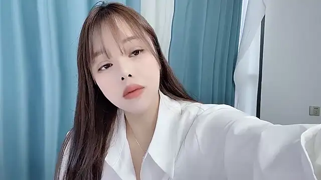 Qingqing19 online show from June 13, 2026, 2:53 am