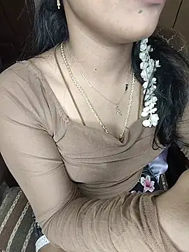 Tamil  Thara003 online show from June 23, 2026, 1:20 pm