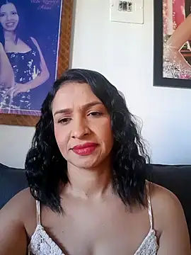 mell0102 online show from May 31, 2026, 12:44 pm