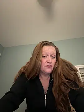 Snapshot of Kellilyn10 chatting on May 27, 2026, 4:31 am Kellilyn10 online show from May 27, 2026, 4:31 am