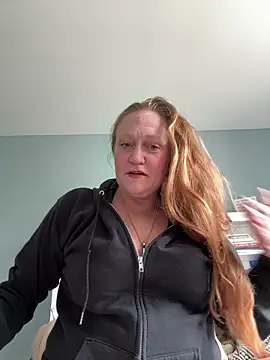 Snapshot of Kellilyn10 chatting on May 24, 2026, 7:14 pm Kellilyn10 online show from May 24, 2026, 7:14 pm