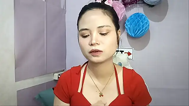 FerminaBoutwell online show from June 18, 2026, 11:26 am