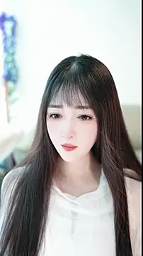 singer-wenwan online show from June 3, 2026, 7:42 am
