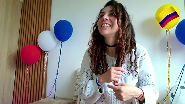 alissonandree online show from June 30, 2026, 5:02 pm