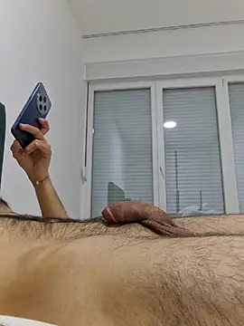 kurdishboy69 online show from May 11, 2026, 11:13 pm
